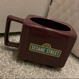 Sesame Street Maroon Square-Handled Heat Reveal Mug with Logo BRAND NEW!